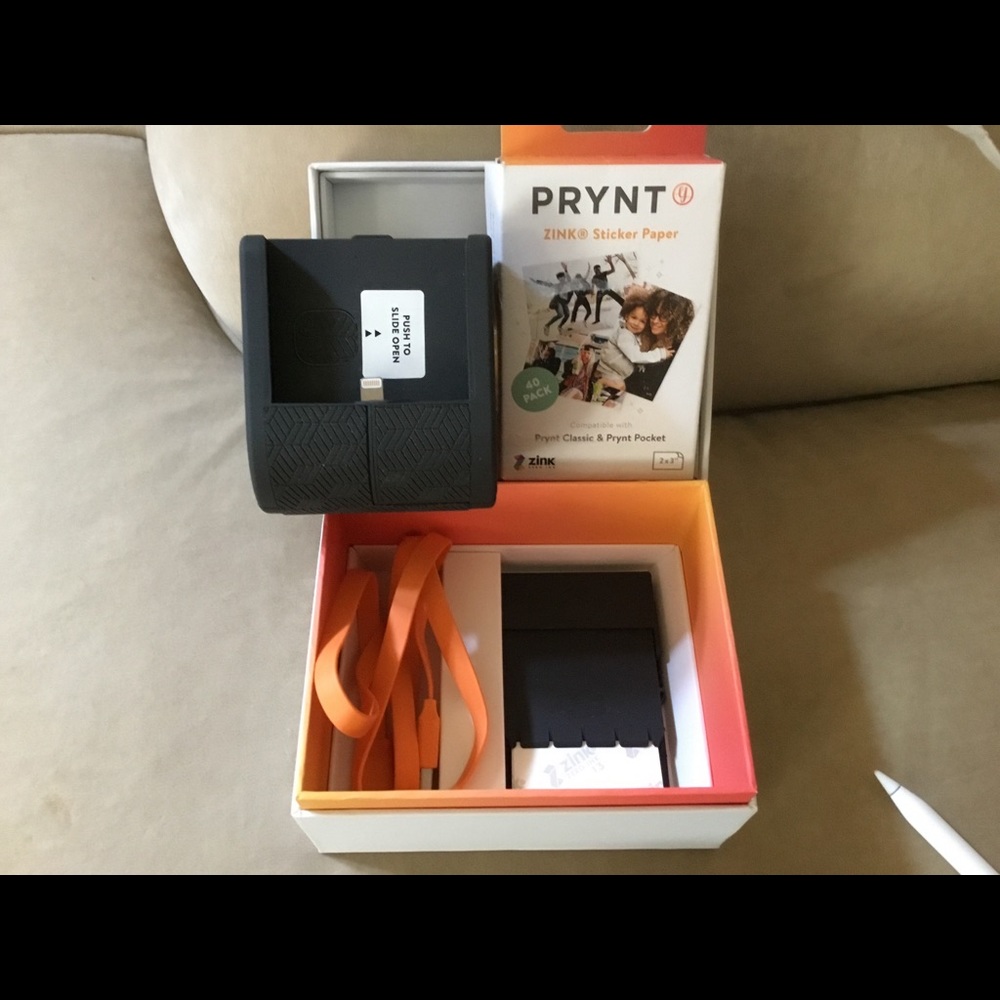 Prynt photo printer